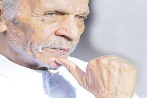 تقرير : كبار نجوم الفن والإعلام والسياسة ينعون وفاة الشاعر الراحل أحمد فؤاد نجم