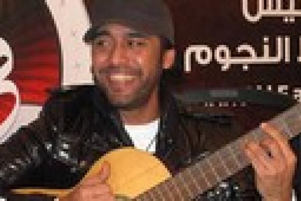 صفحة تحمل اسم عمرو مصطفي تزعم أن FilFan.com يدار من "اسرائيل"!