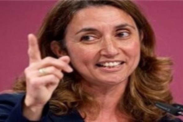أوزغو  أول وزيرة اتحادية من أصول مسلمة في الحكومة الألمانية الجديدة