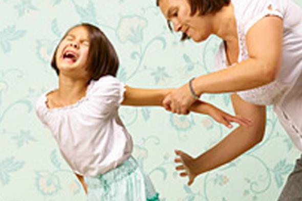 طبيب نفسى: إذا أردت إصلاح ابنك فابدأ بنفسك أولا