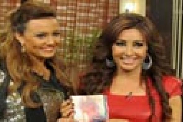 لطيفة تحتفل بألبومها مع بشرى في "مصر البيت الكبير"