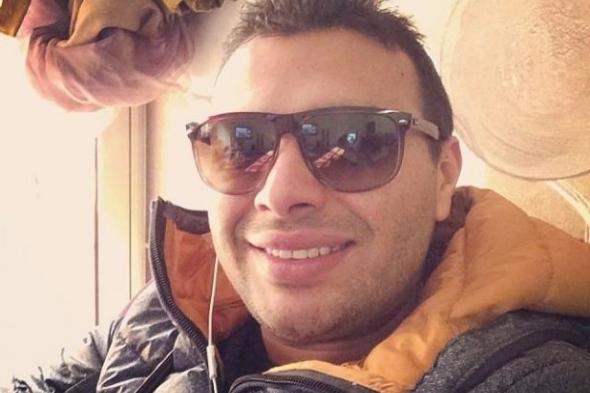 رامي صبري يحتفل بـ3 مليون معجب على فيس بوك