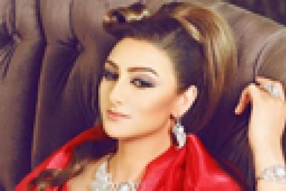 بالفيديو: هيفاء حسين تتمرد على الوجبات السريعة وتطبخ الكبسة لزملاءها