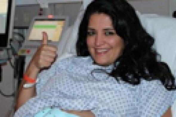 صورة: سناء موزيان تضع طفلتها الأولى