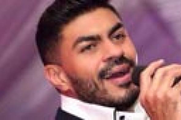 خالد سليم ينشر صورة قديمة لوالده معلقا: "أبويا مز"