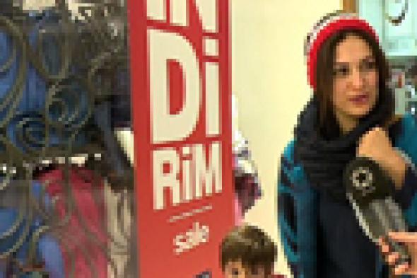 صورة: بطلة "القبضاي" مع ابنها
