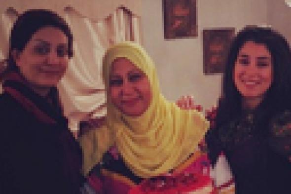 صورة: آيتن ووفاء عامر تحتفلان بعيد ميلاد والدتهما