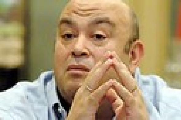 عماد أديب يتساءل: هل الإخوان مرضى نفسيين؟