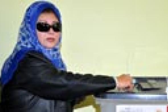 عفاف شعيب: السيسي يتحمل ما لا يتحمله بشر