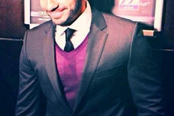 بالفيديو: تامر حسني يوجه رسالة لجمهوره قبل السفر إلى مونتريال