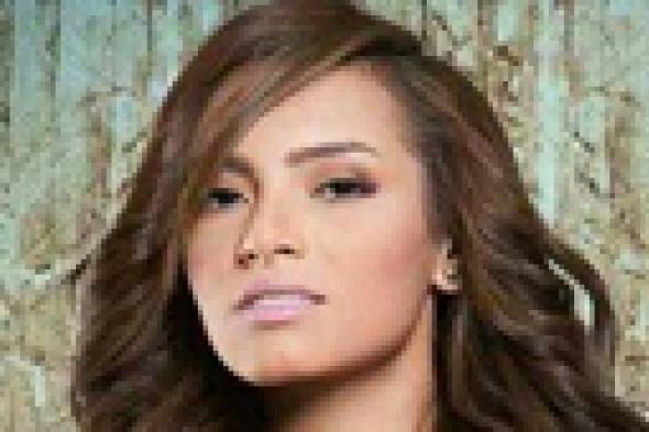 كارمن سليمان تحتفل بطرح ألبومها الأول "أخباري"