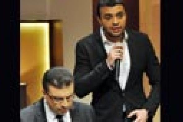 بالصور: عمرو الليثي عازف "اورج" مع رامي صبري