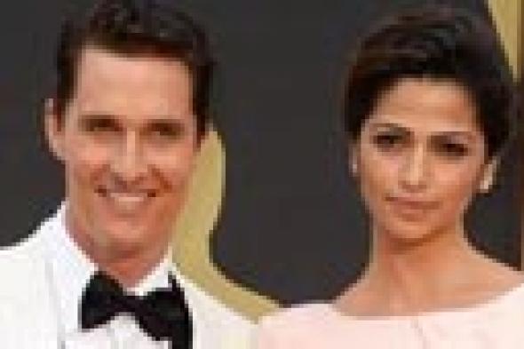 احتفالا بالأوسكار.. ماثيو ماكونهي يعتزم إنجاب طفل جديد من زوجته