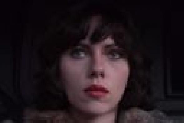 سكارليت جوهانسون مدافعة عن عريها الكامل: كان اختبار "بيولوجي" مثير الاهتمام