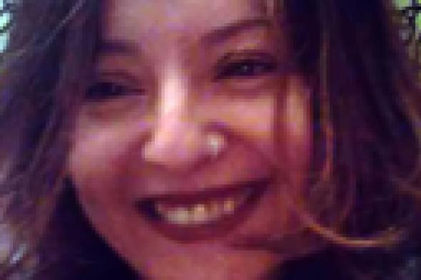 خطأ طبي ينهي حياة المؤلفة نادين شمس.. وتأجيل دفنها