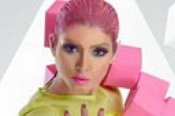 روجينا تعود من بيروت بعد انتهاء مشاهدها مع هيفاء في "كلام على ورق"