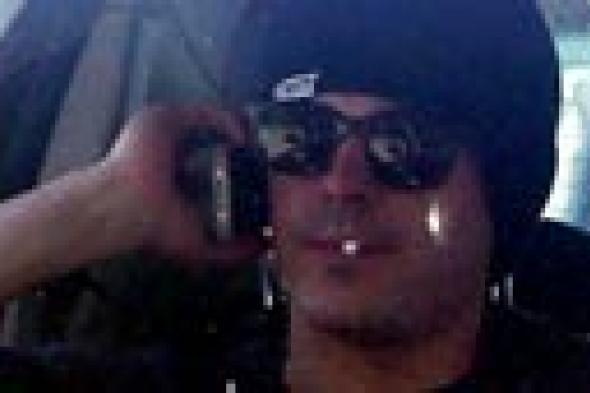 حارس زاك إيفرون يزعم انقاذ الممثل الشاب لحياته