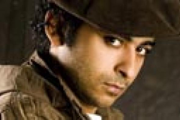 القبض على أحمد عزمي لثاني مرة خلال 6 أشهر لحيازته مخدرات