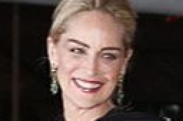 تقرير: شارون ستون تدخل مستشفى في البرازيل