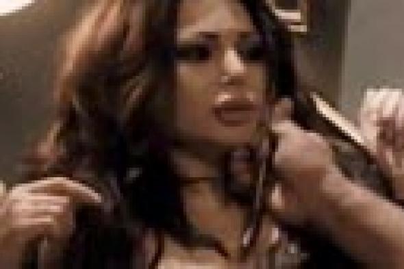 بالفيديو - محمد لطفي عن اغتصابه لهيفاء في "حلاوة روح": بكيت فرحا.. وحكيم معلقا: يا بختك!