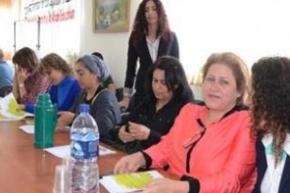 دراسة: العاملة الفلسطينية تُظلم مرتين بإسرائيل