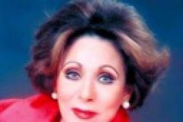 بالفيديو- لبنى عبد العزيز: أؤيد السيسى لأنه الرئيس الأفضل على مر العصور