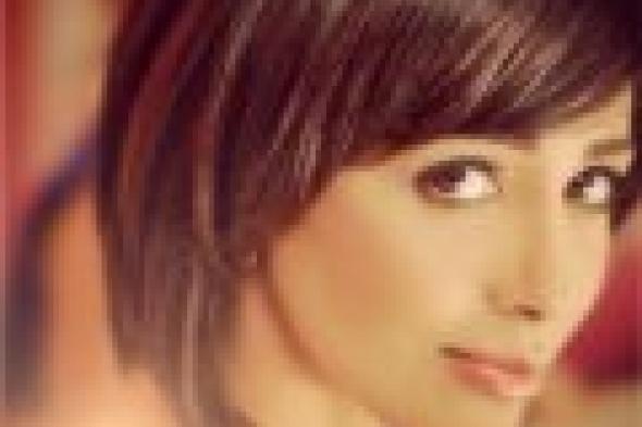 بالفيديو: برومو كليب رنا سماحة الجديد "اتخضيت"