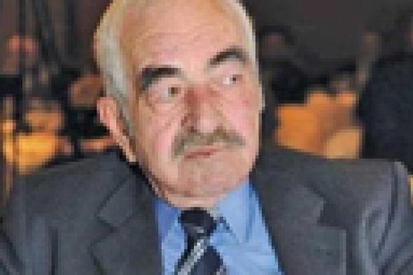 وفاة زعيم "باب الحارة" عبد الرحمن آل رشي