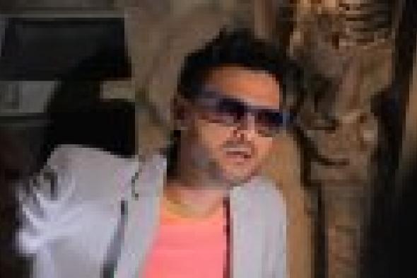 بالفيديو: رامز جلال في أدغال أفريقيا في الإعلان الأول لفيلم "مراتي وزوجتي"