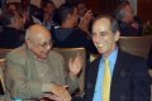 بالصور: تكريم عمر خيرت وهشام سليم وأبلة فضيلة في احتفالية سكاي نيوز عربية