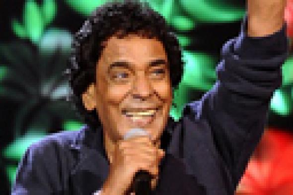 "ألتراس محمد منير": "الكينج" يحتفل بتوديعه العزوبية خارج مصر