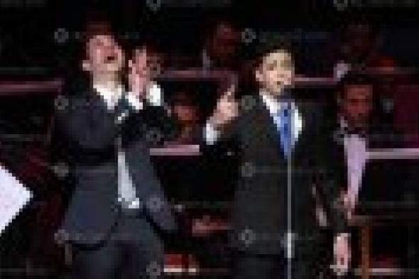 بالصور: مدحت صالح يحتفل بشم النسيم في دار الأوبرا