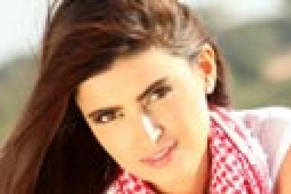 بالفيديو: داعية سعودي يرفض الحديث في وجود مذيعة MBC