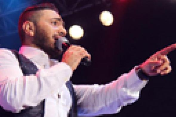 تامر حسني أفضل مطرب وعمرو دياب أفضل ألبوم في حفل جوائز الشرق الأوسط