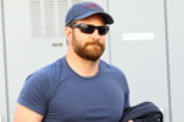 بالصورة: برادلي كوبر بعضلات مفتولة من أجل "القناص الأمريكي"