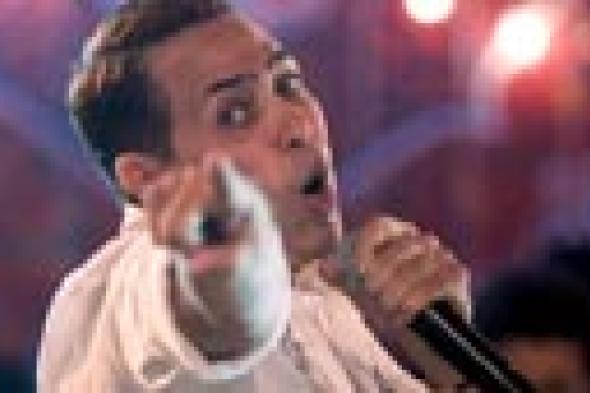 حكيم: لم أحصل على أموال مقابل الغناء في "حلاوة روح"