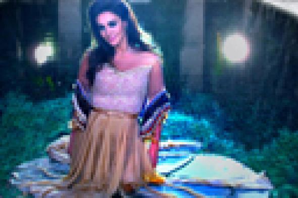 بالفيديو: ديانا حداد خليجية تماما في كليب "هلا وأهلين"