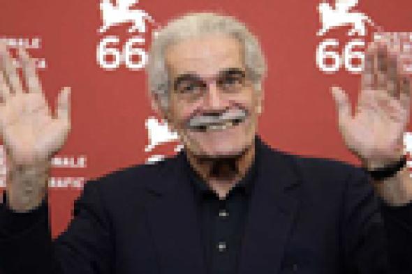 عمر الشريف: الممثل توم كورتيناي سبب عشقي لفريق "هال سيتي"