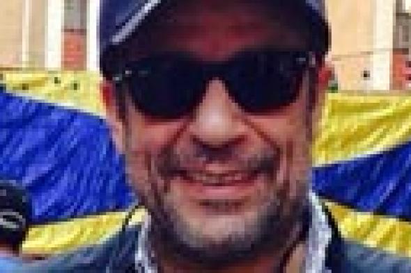 صورة: شريف منير يعطي صوته للسيسي بهاشتاج #تحيا_مصر