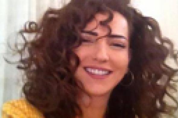 نجاة الممثلة السورية أمل عرفة من موت محقق