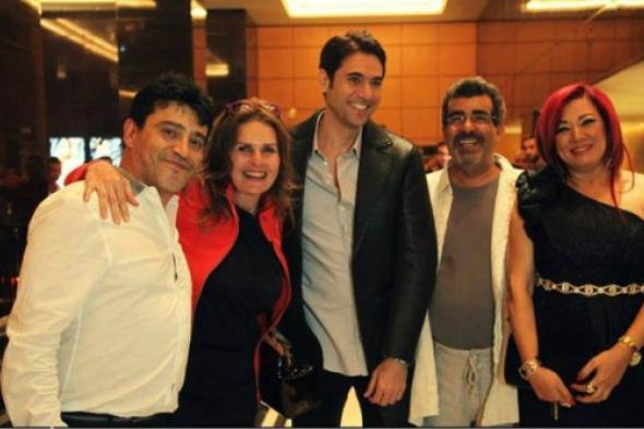 بالصورة: يسرا تزور مسلسل "الإكسلانس"