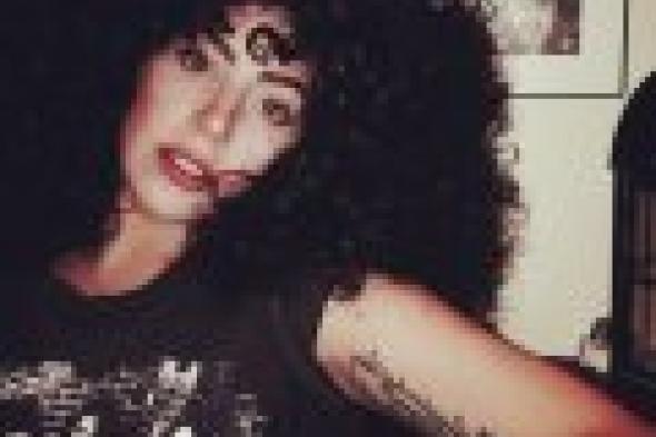 بالصور: ليدي جاجا تقلد المغنية «شير» في تسريحة شعر جديدة