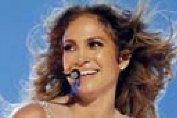 جينيفر لوبيز تتراجع عن عدم مشاركتها في حفل انطلاق المونديال.. والسبب؟