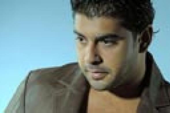 آدم يغني تتر "أمراض نسا" لمصطفى شعبان