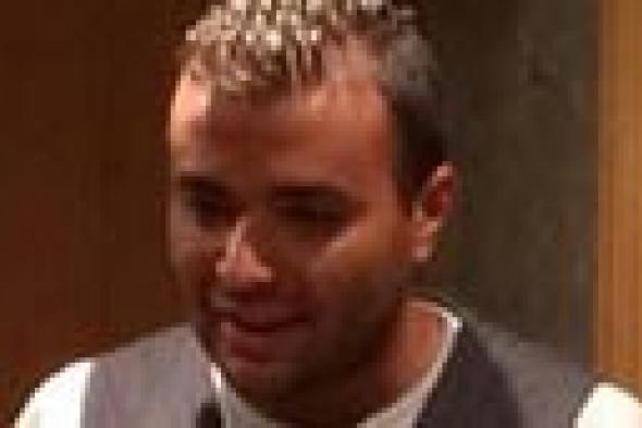 رامي صبري يغني لمصر "فرحان يا بلدي"