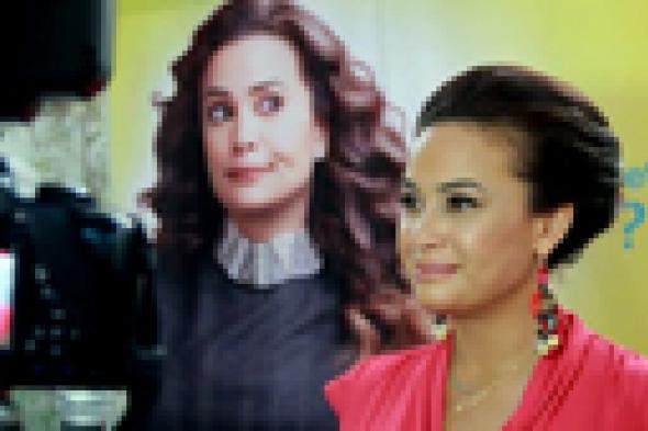 بالصور: مداعبات هند صبري مع أبطال "إمبراطورية مين؟" الرجال