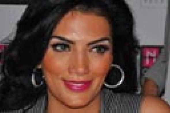 بالفيديو: حورية فرغلي تواجه نقيب الأطباء بسبب مسلسلها "دكتور نسا"