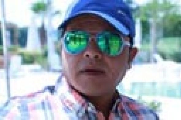 بالفيديو: محمد هنيدي يواجه شرطا مقابل انضمامه إلى مدرسة "ريال مدريد"