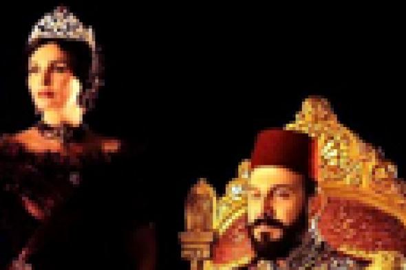 صورة: "الخديوي اسماعيل" يحاول استرضاء والدته في دبي بعد اشتعال الخلاف في "سرايا عابدين"