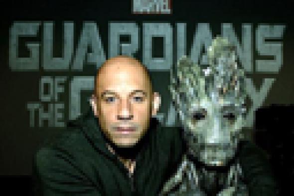 بالفيديو: فان ديزل يبهر جمهوره بموهبته الغنائية